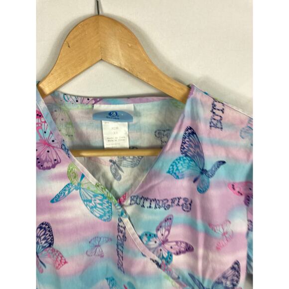 SB Scrubs Butterfly Short Sleeve Spring Summer Colorful Scrub Top Size XS - Picture 3 of 4